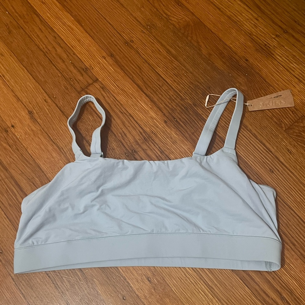 Skims scoop bralette